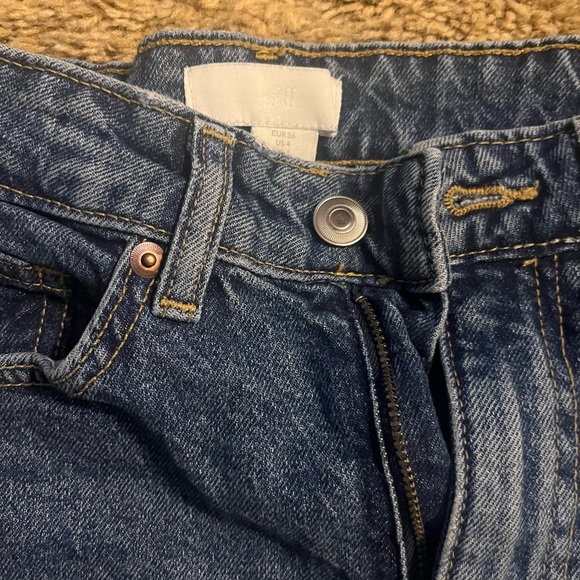 Classic Blue Women's Jeans - Picture 2 of 3